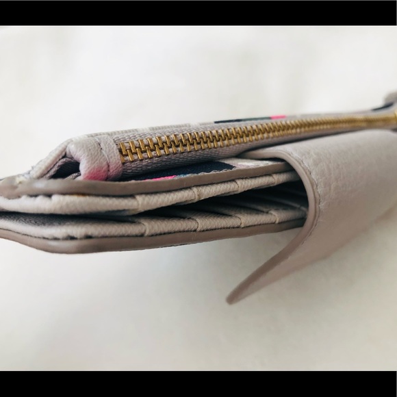 Fossil Wallet - Picture 5 of 5